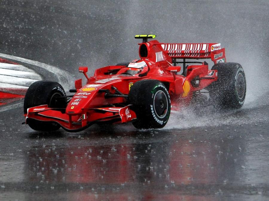  Ferrari F2007 2007 года  (фото 8 из 16)